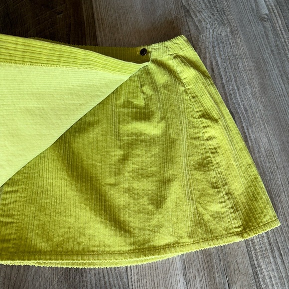Vintage Express Jeans by express lime green corduroy wrap skirt Mod skater 9/10 - Picture 6 of 6